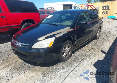 2007 Honda Accord 2.4 Ex z USA, uszkodzony, nr VIN 1HGCM56897A186512